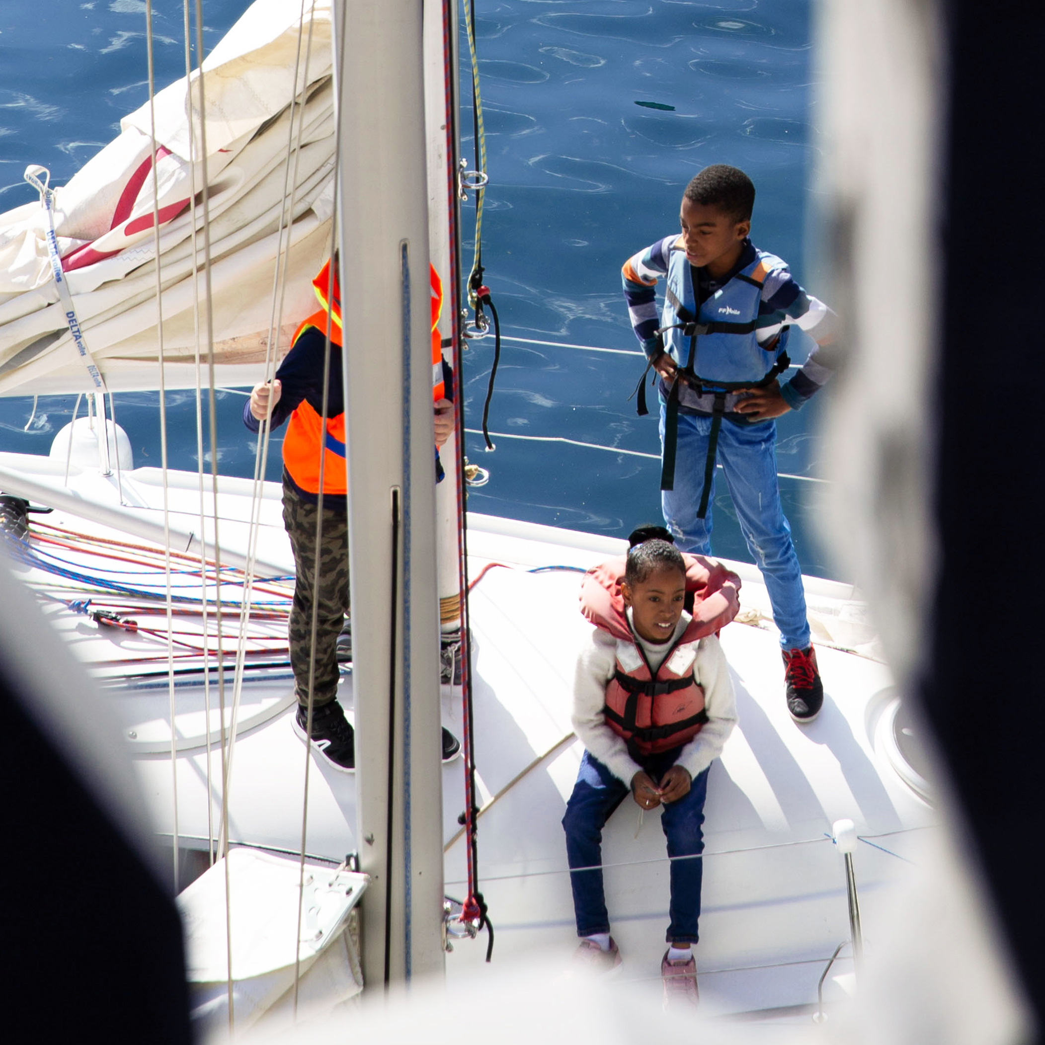 bateaux suspendus